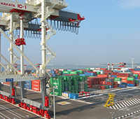 輸出入・通関サービス